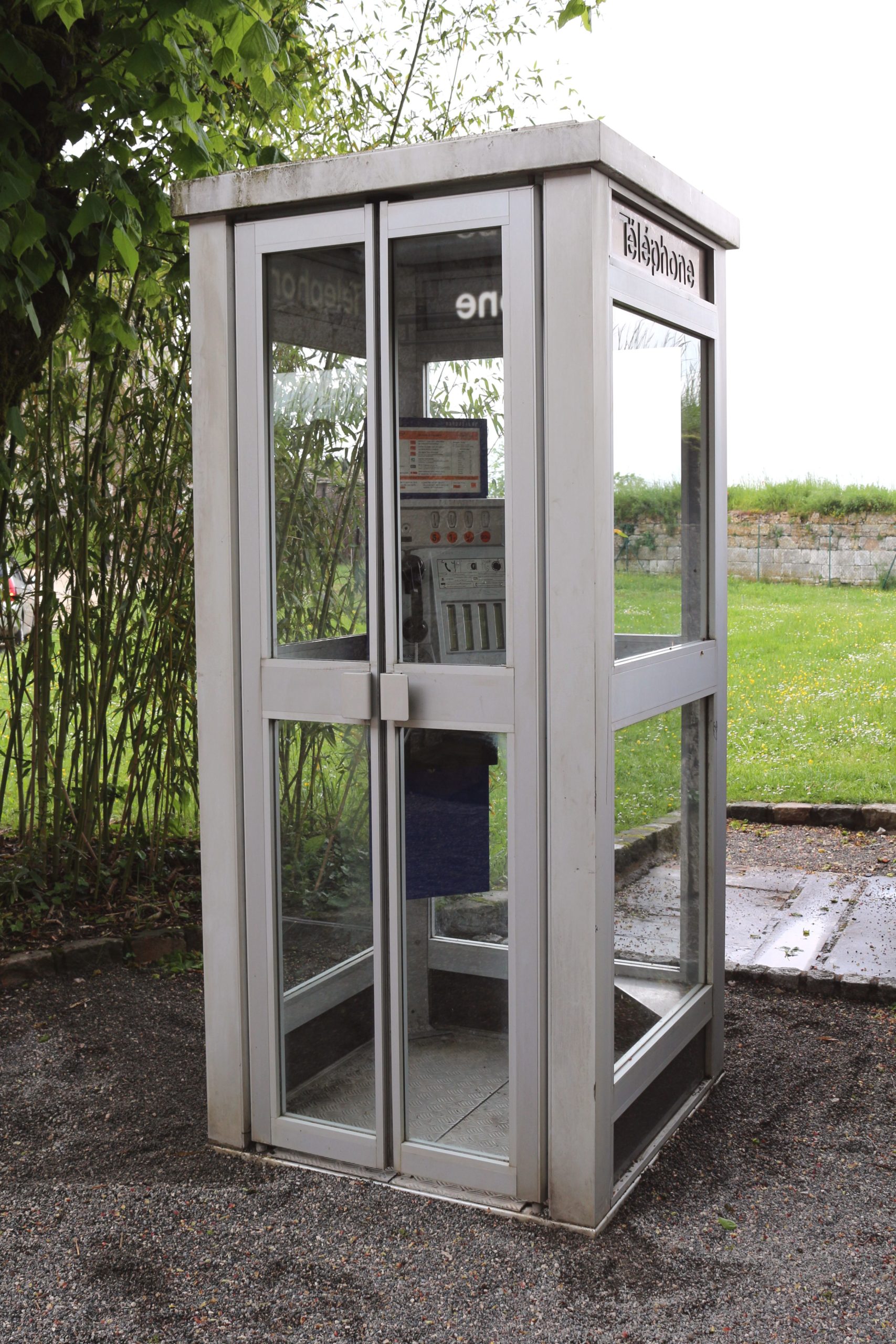 La cabine téléphonique du Musée comtois